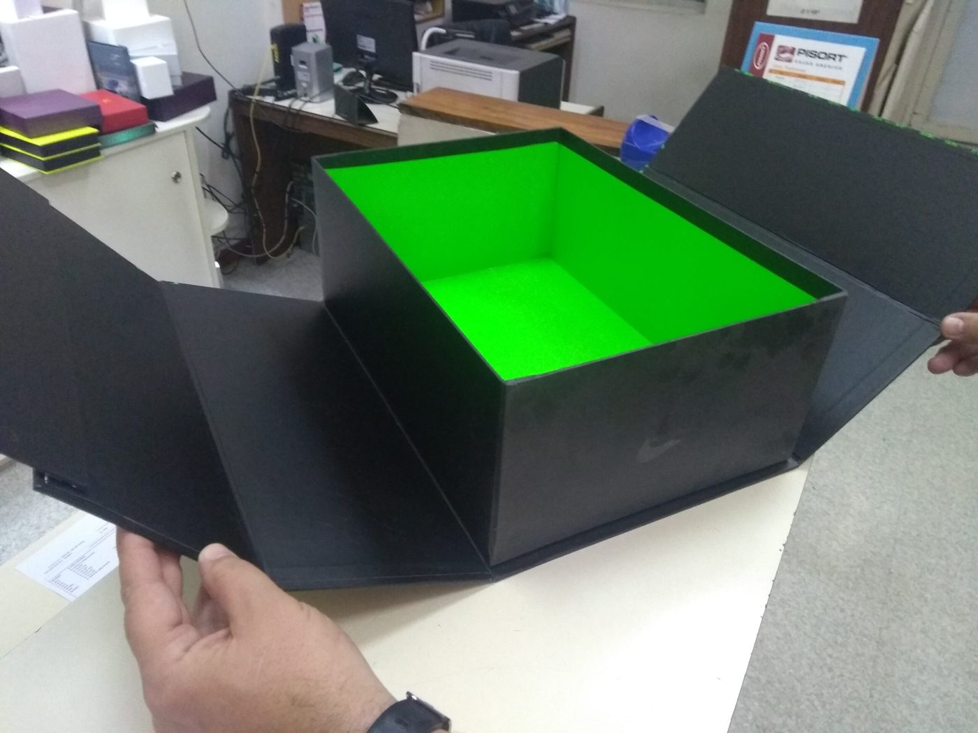 Cajas para Joyas personalizado — trabajo realizado por Packland, imprenta y packaging en Buenos Aires