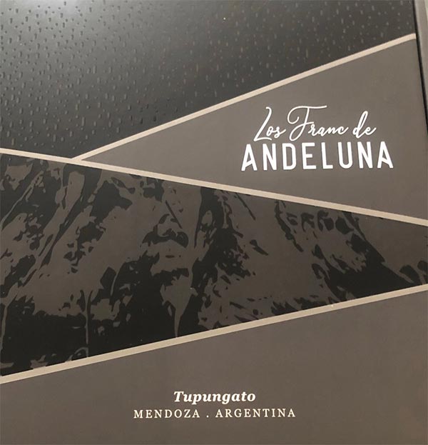 Cajas Exhibidoras personalizado — trabajo realizado por Packland, imprenta y packaging en Buenos Aires